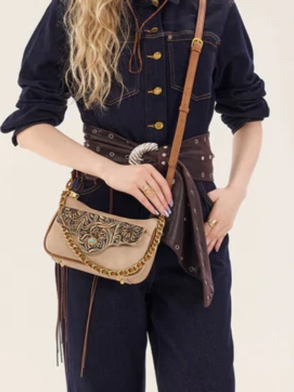 Montana West Tooled Floral Chain Strap Crossbody Shoulder Tan NWT - Picture 6 of 7